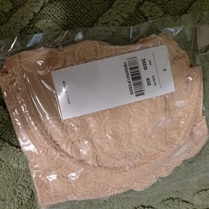 Elegant Lace Bra in Beige